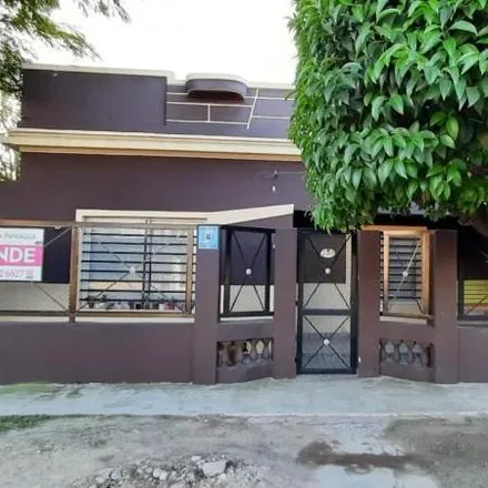 Buy this 3 bed house on Padre Carlos Mugica 2357 in Partido de Quilmes, 1881 San Francisco Solano