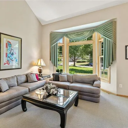Image 3 - 8984 Westhill Pointe, Eden Prairie, MN 55347, USA - House for sale