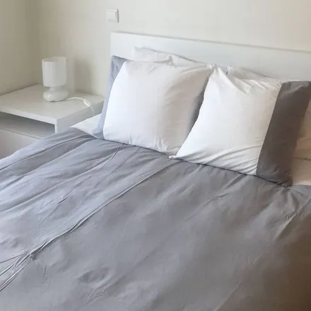 Rent this 2 bed apartment on 4430-194 Distrito de Leiria