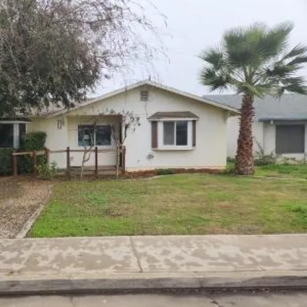 Buy this 3 bed house on 210 North Smith Avenue in Dinuba, CA 93618