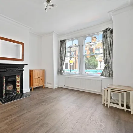 Rent this 3 bed townhouse on 67 Oaklands Grove in London, W12 0JB