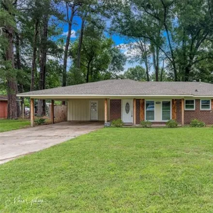 Buy this 3 bed house on 9379 Kildare Park Road in Alpha Mobile Home Park, Shreveport
