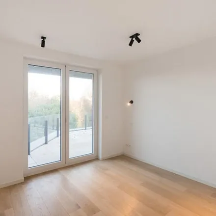 Rent this 3 bed apartment on Kerkstraat - Rue de l'Église 9 in 1640 Sint-Genesius-Rode, Belgium