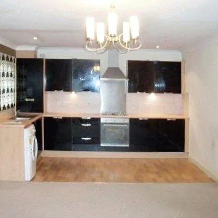 Image 5 - Allison Drive, Huddersfield, HD2 2RA, United Kingdom - Apartment for rent