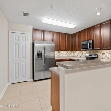Image 8 - 7062 Snowy Canyon Drive, Jacksonville, FL 32256, USA - Condo for sale