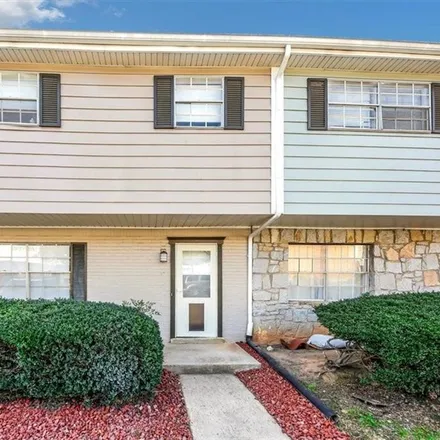 Buy this 3 bed condo on 4650 Flat Shoals Road in Shannon Villas, Union City