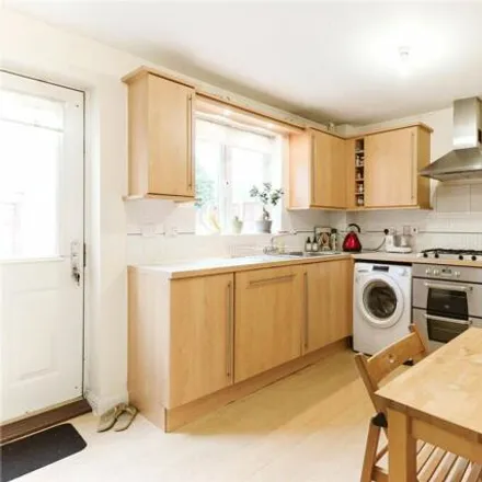 Image 3 - 12 Dudley Grove, Bristol, BS7 0ND, United Kingdom - House for rent