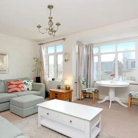 Image 1 - 146 Whitestile Road, London, TW8 9NP, United Kingdom - Apartment for sale