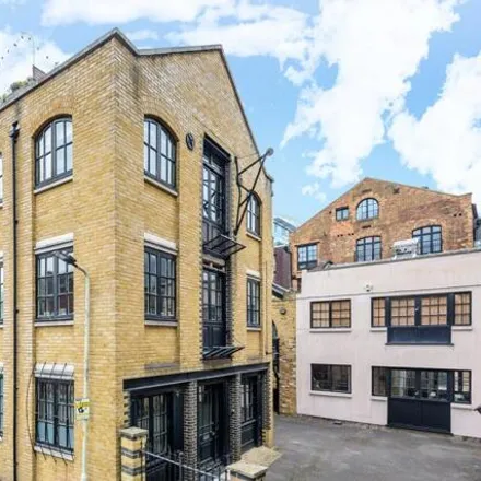 Image 7 - Flag House, 33 Maltings Place, London, SE1 3LJ, United Kingdom - Apartment for sale