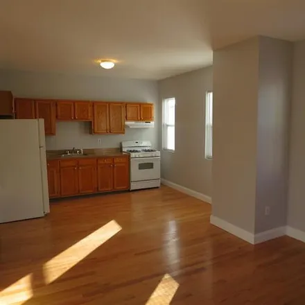 Rent this 3 bed apartment on 360 Somerville Ave