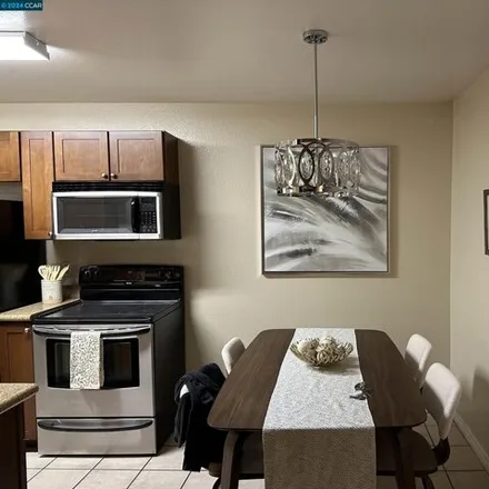 Buy this 1 bed condo on 16008 East 14th Street in San Leandro, CA 94578