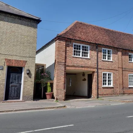 Rent this 4 bed house on High Street in Hatfield Broad Oak, CM22 7HG
