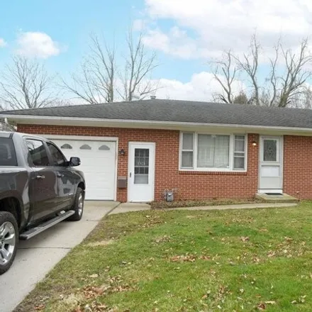 Buy this 3 bed house on 633 West Chestnut Street in Morenci, MI 49256