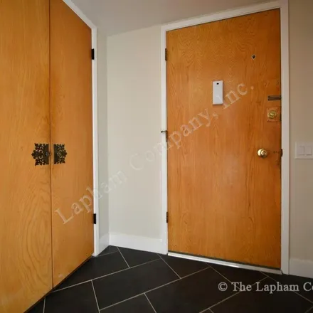 Image 4 - 282 Wayne Avenue, Oakland, CA 94606, USA - Apartment for rent
