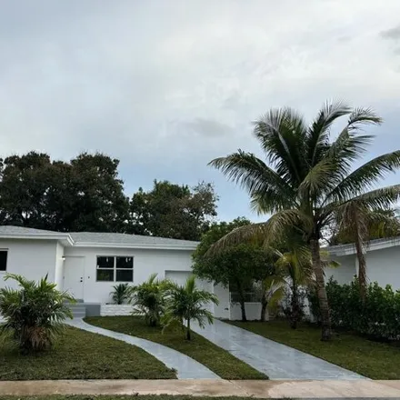 Buy this 3 bed house on 840 Northeast 147th Street in Shady Oaks Trailer Park, North Miami