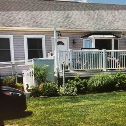 Rent this 4 bed house on 509 Lafayette Place in Brigantine, NJ 08203