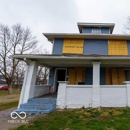 Buy this studio house on 319 North Temple Avenue in Indianapolis, IN 46201