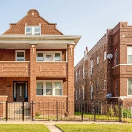 Rent this 3 bed house on 3048 East 80th Street in Chicago, IL 60617