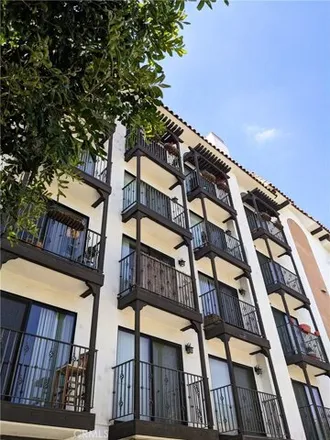 Rent this 2 bed apartment on 11162 Camarillo Street in Los Angeles, CA 91602