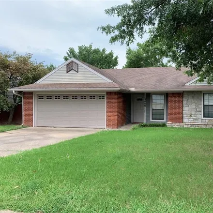 Rent this 3 bed house on 3420 West Buckeye Street in Fayetteville, AR 72704