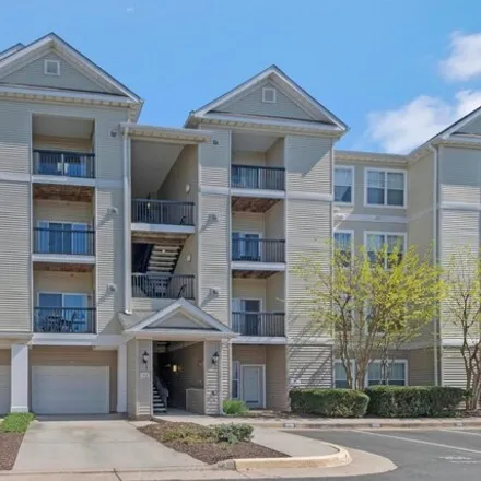 Buy this 1 bed condo on unnamed road in Centreville, VA 22033
