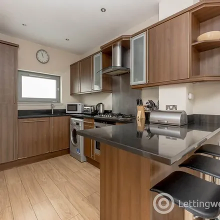 Rent this 4 bed apartment on 6 Inglis Green Road in City of Edinburgh, EH14 1TN