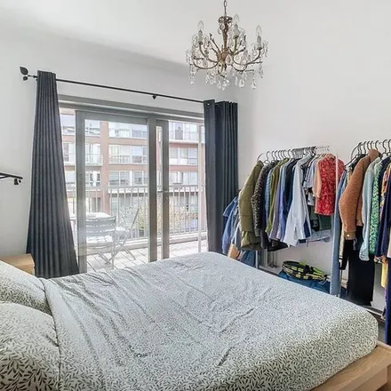 Rent this 2 bed apartment on Damse Vaart-Zuid 4 in 8310 Bruges, Belgium
