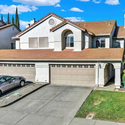 Buy this 3 bed house on 1163 Syracuse Cir in Vacaville, California