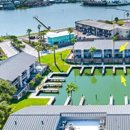 Image 2 - 2309 Bayhouse, Rockport, TX 78382, USA - Townhouse for sale
