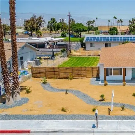 Buy this 4 bed house on 476 West Sunview Avenue in Palm Springs, CA 92262