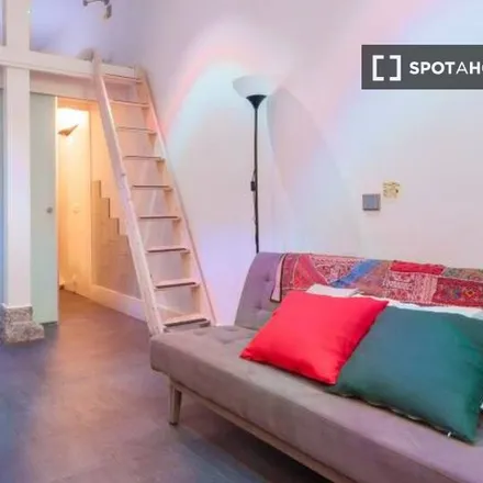 Rent this studio apartment on Calle de Juan Álvarez Mendizábal in 36, 28008 Madrid