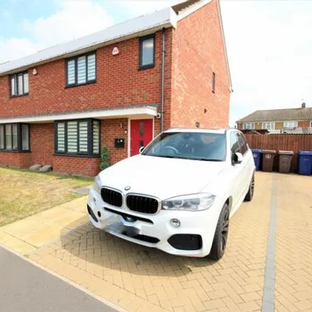 Buy this 3 bed duplex on Sandpiper Close in East Tilbury, RM18 8FA