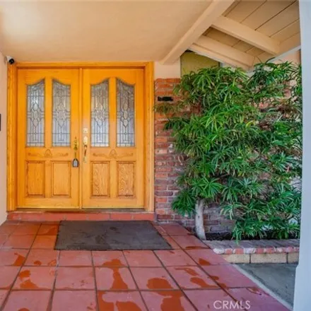 Image 3 - 11081 Viking Avenue, Los Angeles, CA 91326, USA - House for rent