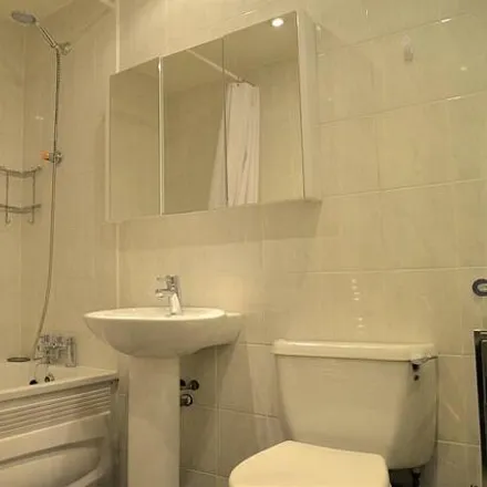 Image 7 - Hanover Gate Mansions, Camden, Great London, London nw1 - Apartment for rent