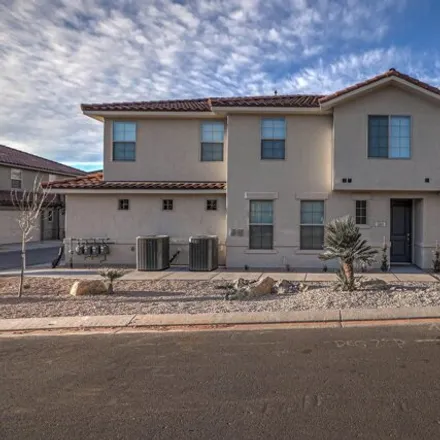 Buy this 4 bed house on Cascada Way in Washington, UT 84780