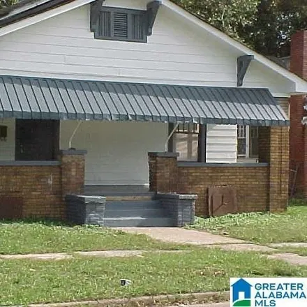 Rent this 4 bed house on Division Alley South in Wahouma, Birmingham
