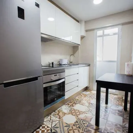 Rent this 3 bed apartment on Institut d'Educació Secundària El Grao in Carrer d'Escalante, 46011 Valencia
