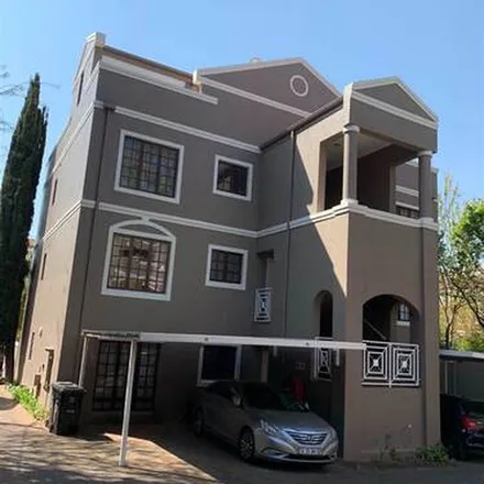Rent this 2 bed apartment on M1 in Braamfontein, Johannesburg