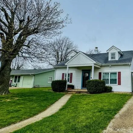 Buy this 4 bed house on 1160 Homewood Drive in Frankfort, IN 46041