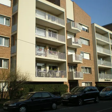 Rent this 3 bed apartment on 1 Rue des Martyrs in 62400 Béthune, France