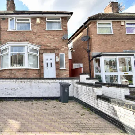 Buy this 3 bed duplex on Averil Road in Leicester, LE5 2DA