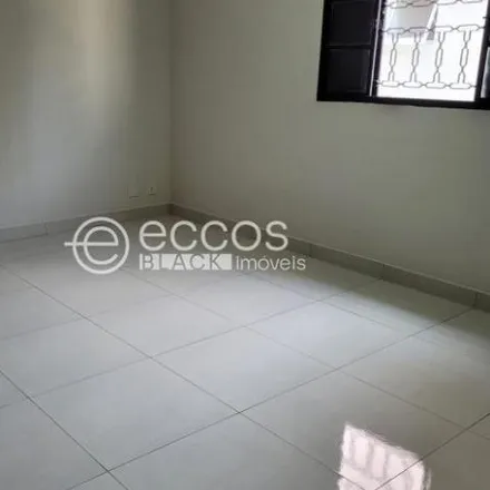 Buy this 3 bed house on Rua das Alamandas in Cidade Jardim, Uberlândia - MG