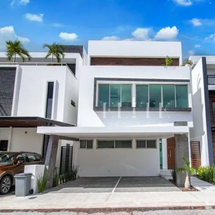 Buy this 3 bed house on Calle Alce in Smz 20, 77500 Cancún