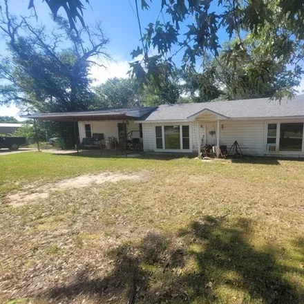 Buy this 3 bed house on 149 West Kentucky Street in Palestine, TX 75801
