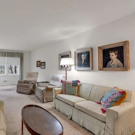 Image 7 - 37 Whitesand Way, Little Silver, Monmouth County, NJ 07739, USA - House for sale