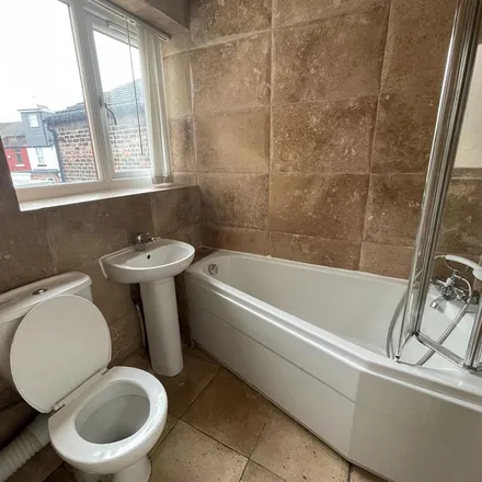 Image 2 - Smithdown Road, Liverpool, L7 4JF, United Kingdom - Apartment for rent