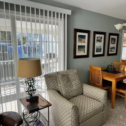 Image 2 - Park Street, Palm Harbor, FL 34660, USA - Apartment for sale