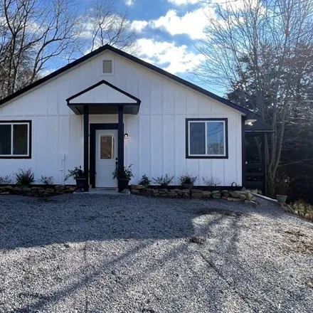 Buy this 2 bed house on 2210 Blackburn Hollow Road in Brick Church, Giles County