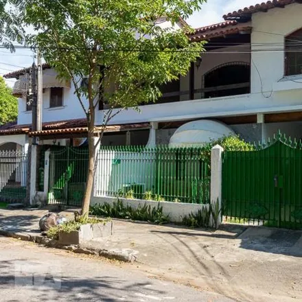 Buy this 3 bed house on Rua Guaicurus in São Francisco, Niterói - RJ