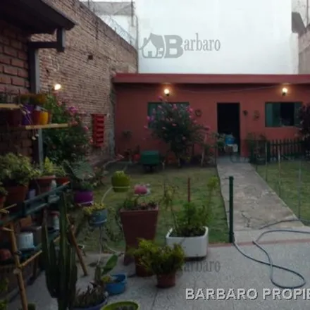 Buy this studio house on 38 - Hipólito Yrigoyen 4336 in Villa Bernardo de Monteagudo, B1650 GOD Villa Lynch